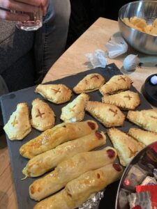 Feuillété au chèvre miel en forme de cercueil - idée recette halloween